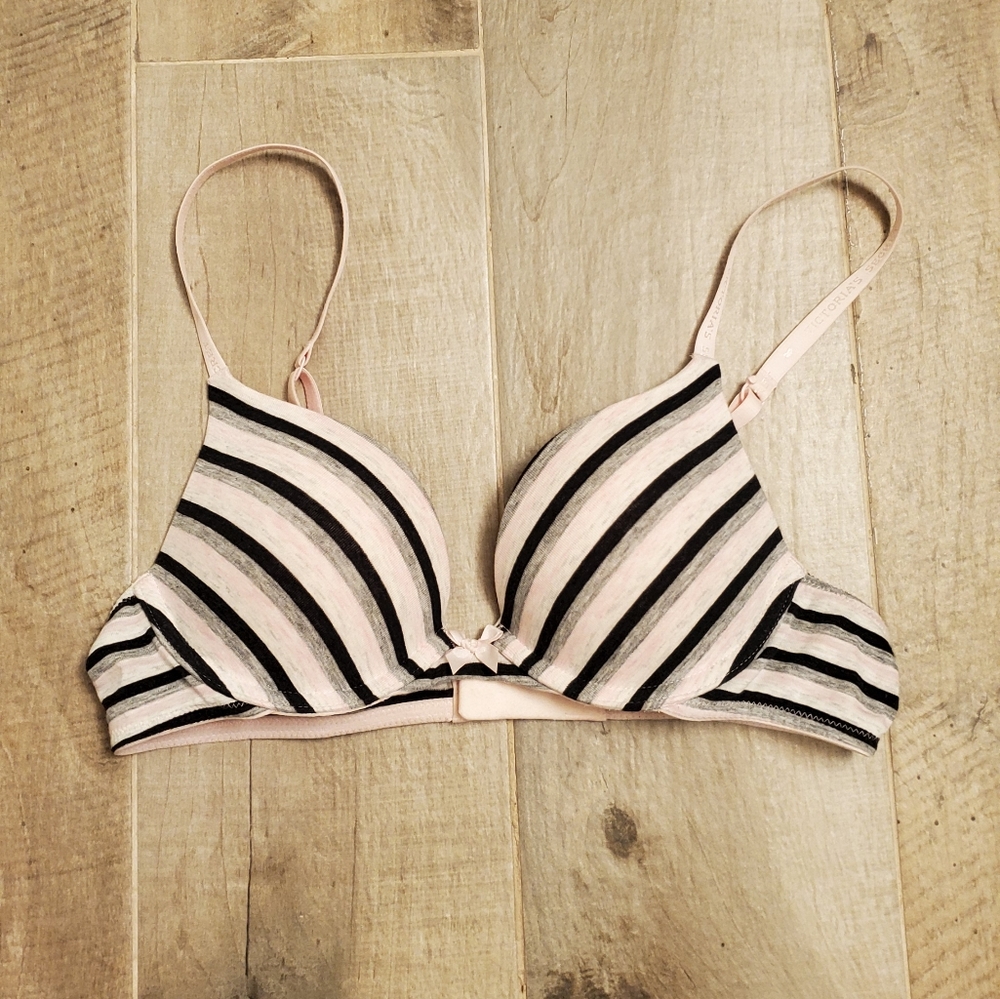 VS push-up bra